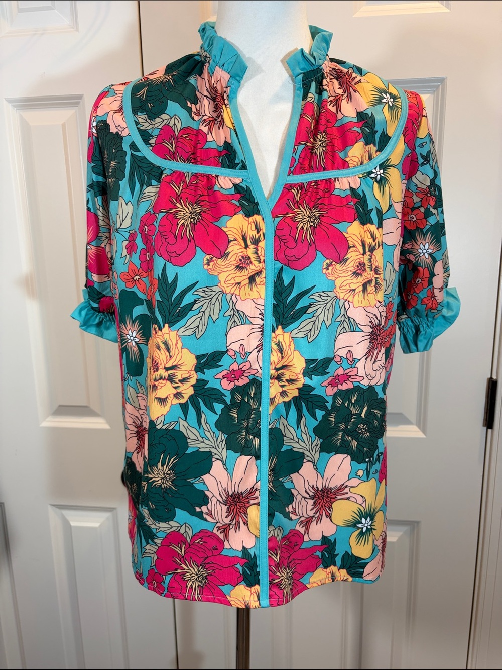 Floral Ruffle-Trim Blouse in Teal
